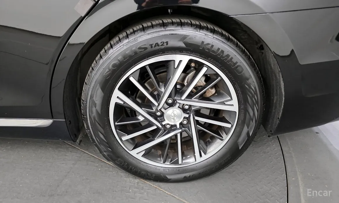 Фото 5 - Hyundai Grandeur