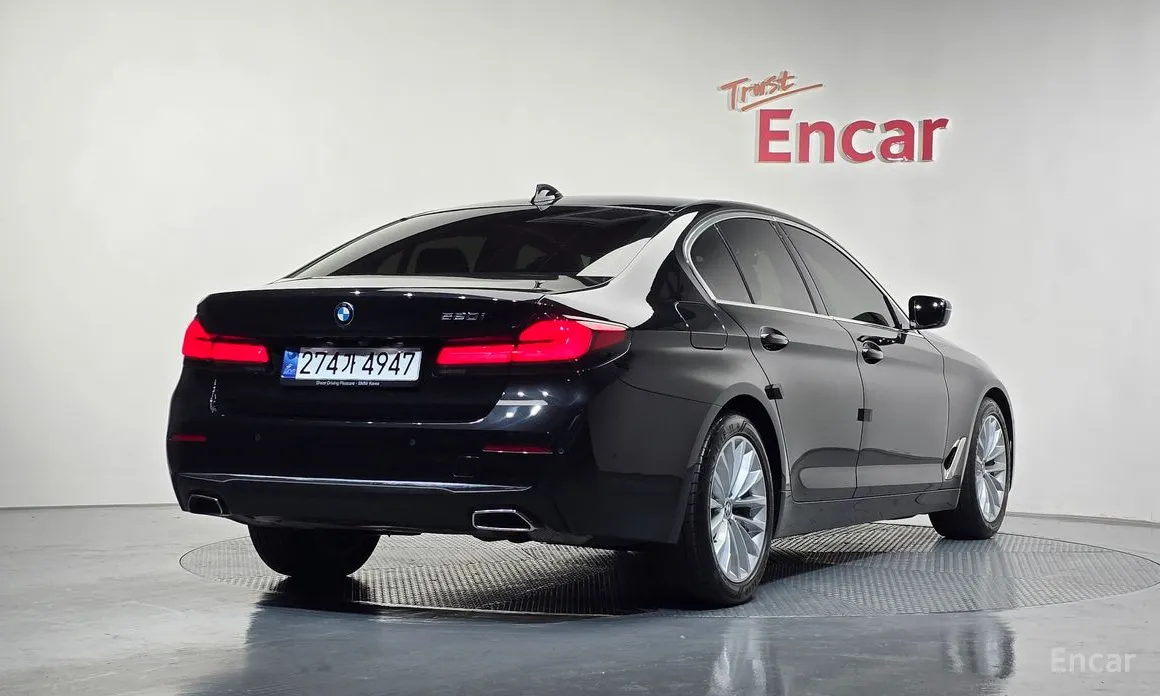Фото 2 - BMW 5 Series