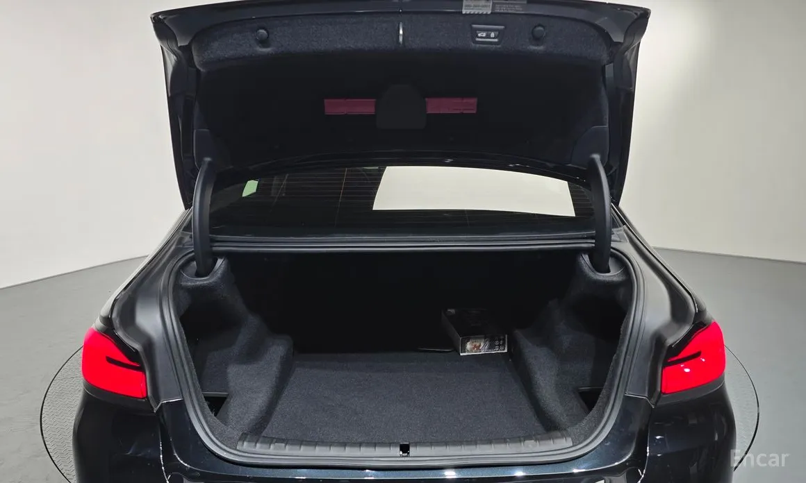 Фото 20 - BMW 5 Series