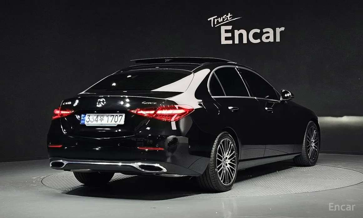 Фото 2 - Mercedes-Benz C-Class