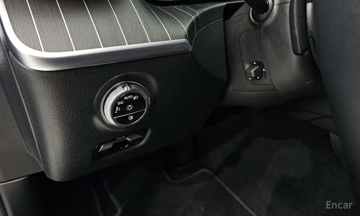 Фото 20 - Mercedes-Benz C-Class