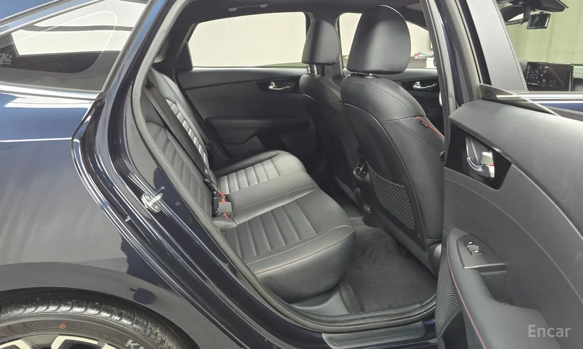 Фото 12 - Kia K3