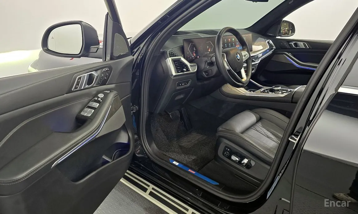 Фото 10 - BMW X7