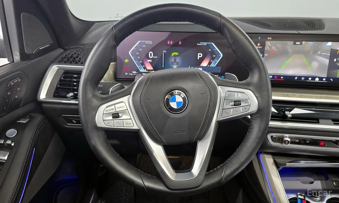 Фото 13 - BMW X7