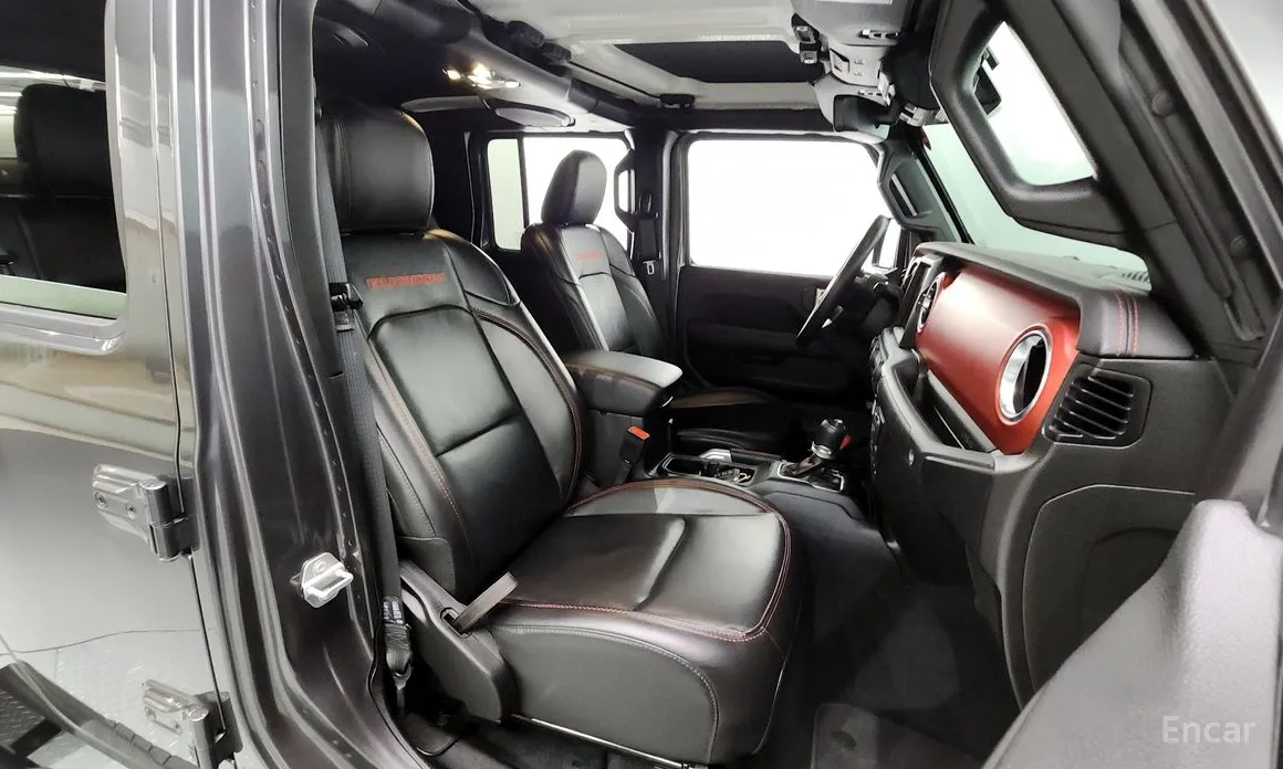 Фото 11 - Jeep Gladiator