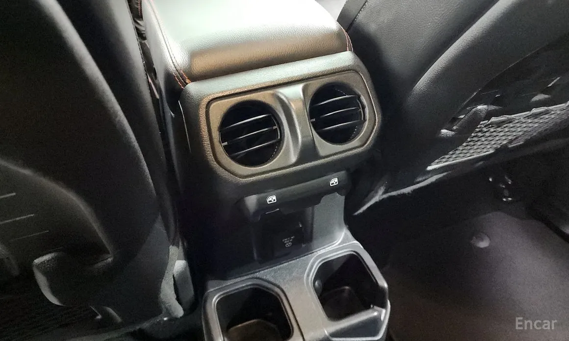 Фото 18 - Jeep Gladiator