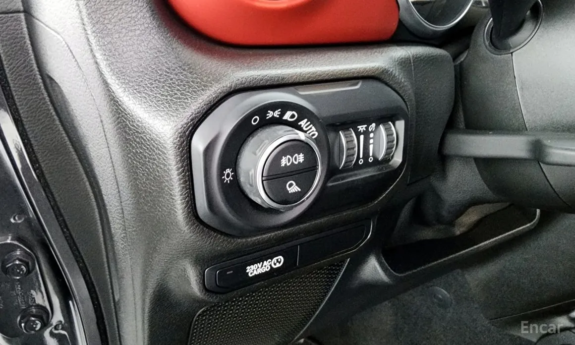 Фото 19 - Jeep Gladiator