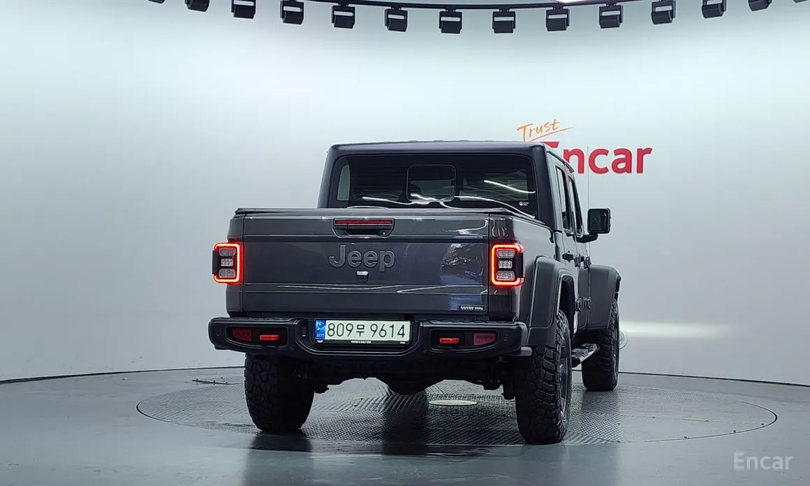 Фото 4 - Jeep Gladiator