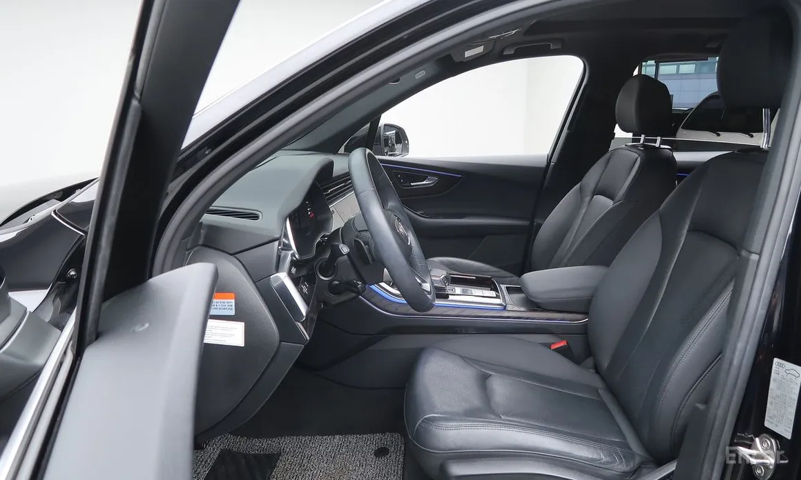 Фото 10 - Audi Q7