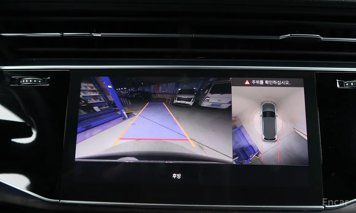 Фото 14 - Audi Q7