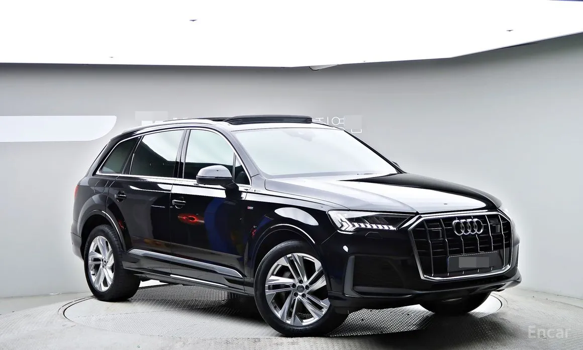 Фото 3 - Audi Q7