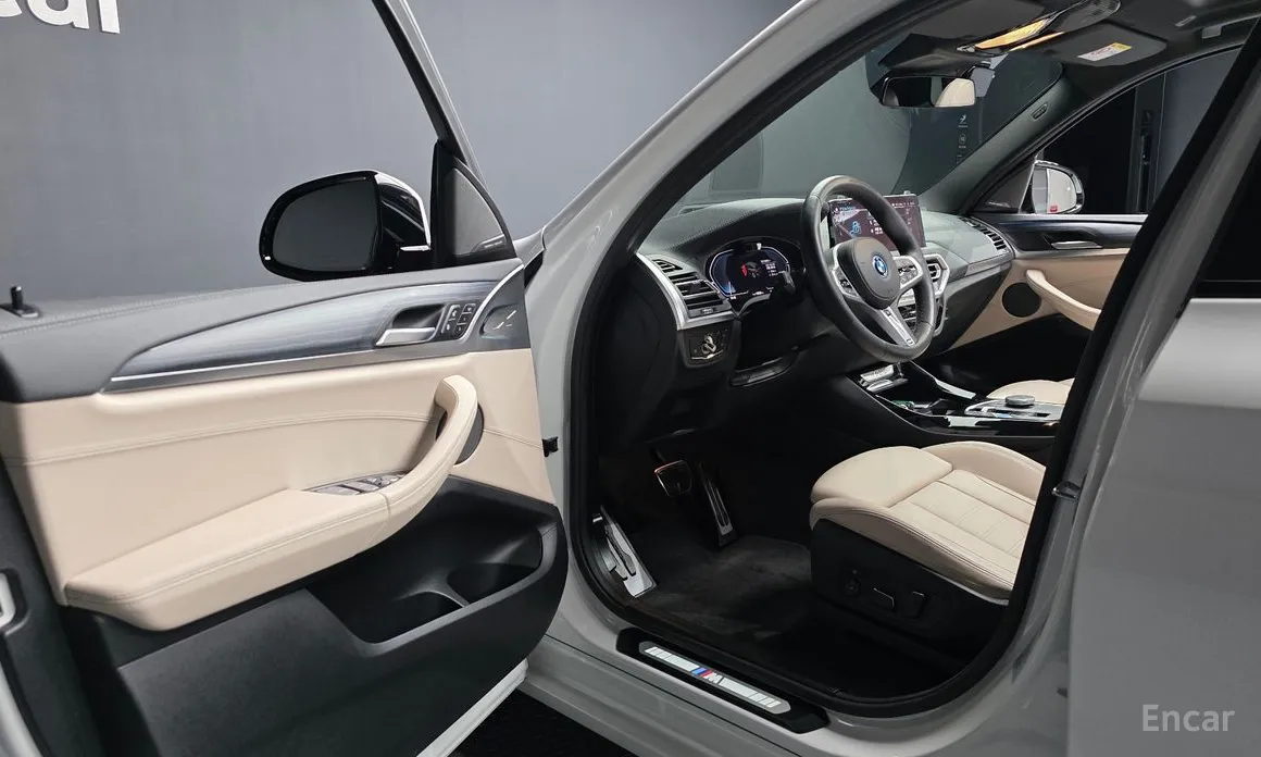 Фото 10 - BMW iX3