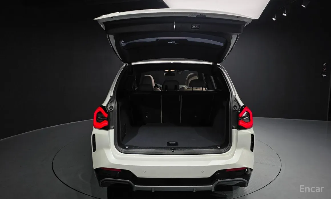 Фото 20 - BMW iX3