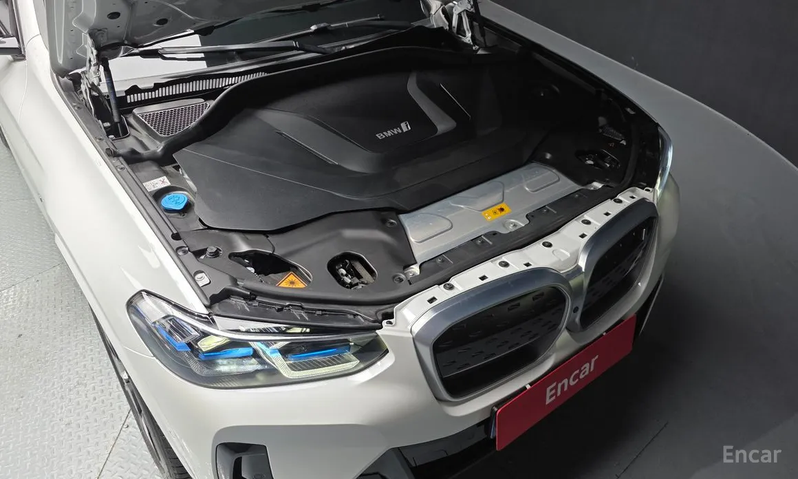 Фото 6 - BMW iX3