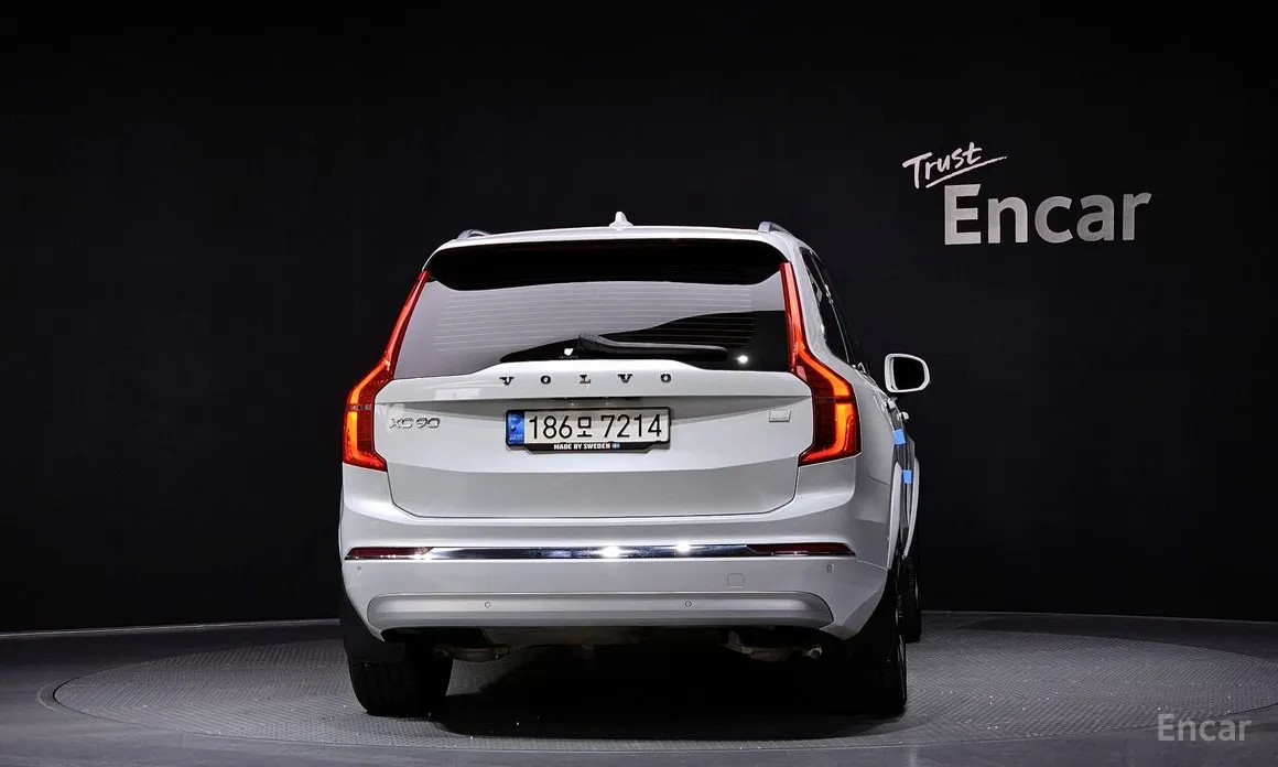 Фото 4 - Volvo XC90