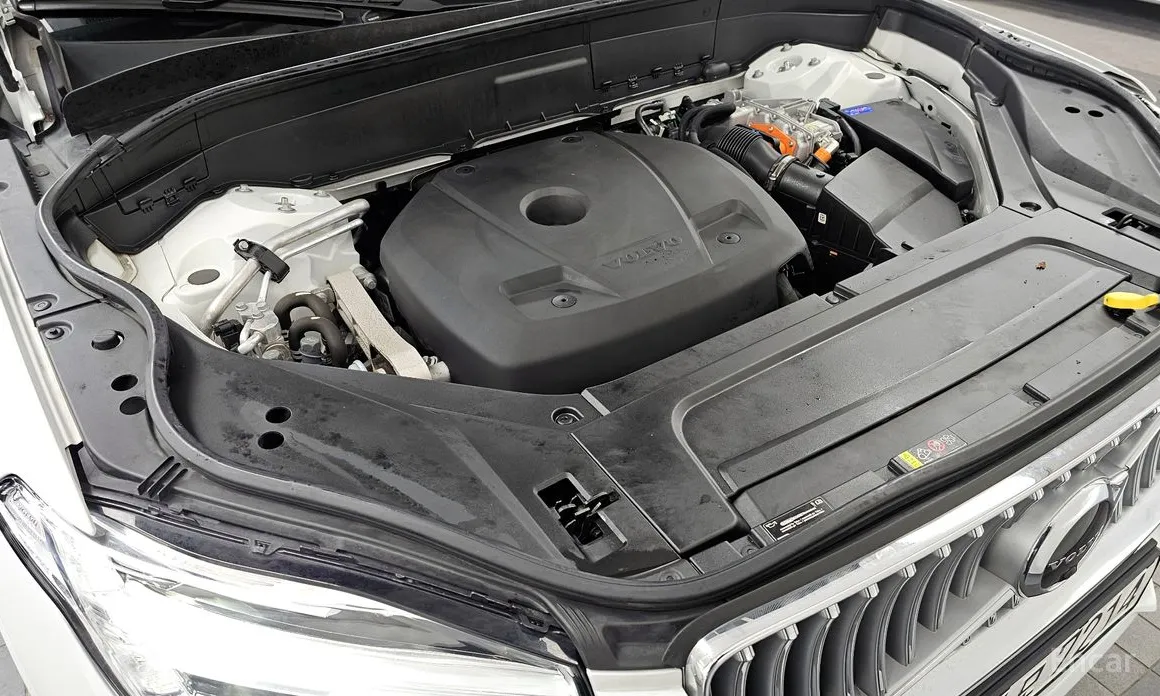 Фото 6 - Volvo XC90