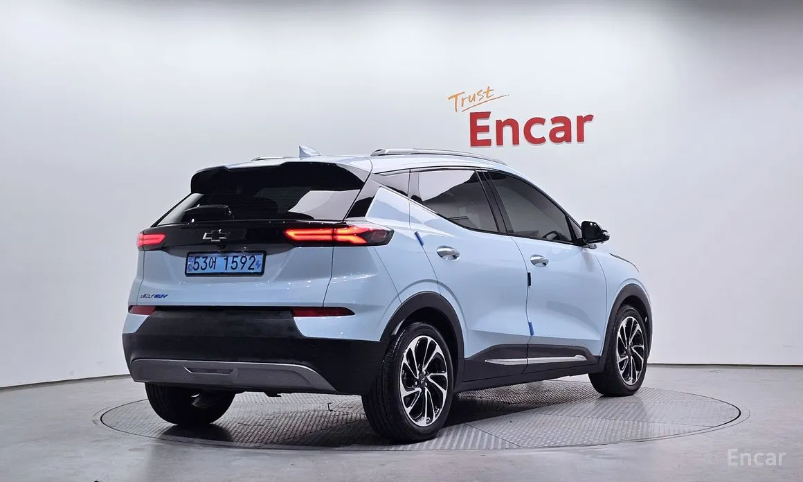 Фото 2 - Chevrolet Bolt EUV