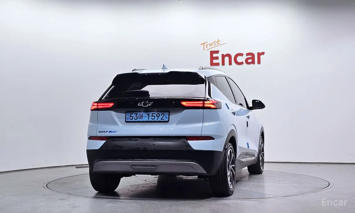 Фото 4 - Chevrolet Bolt EUV