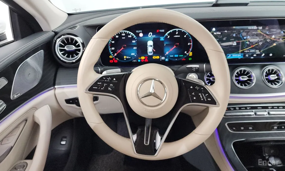 Фото 13 - Mercedes-Benz CLS-Class