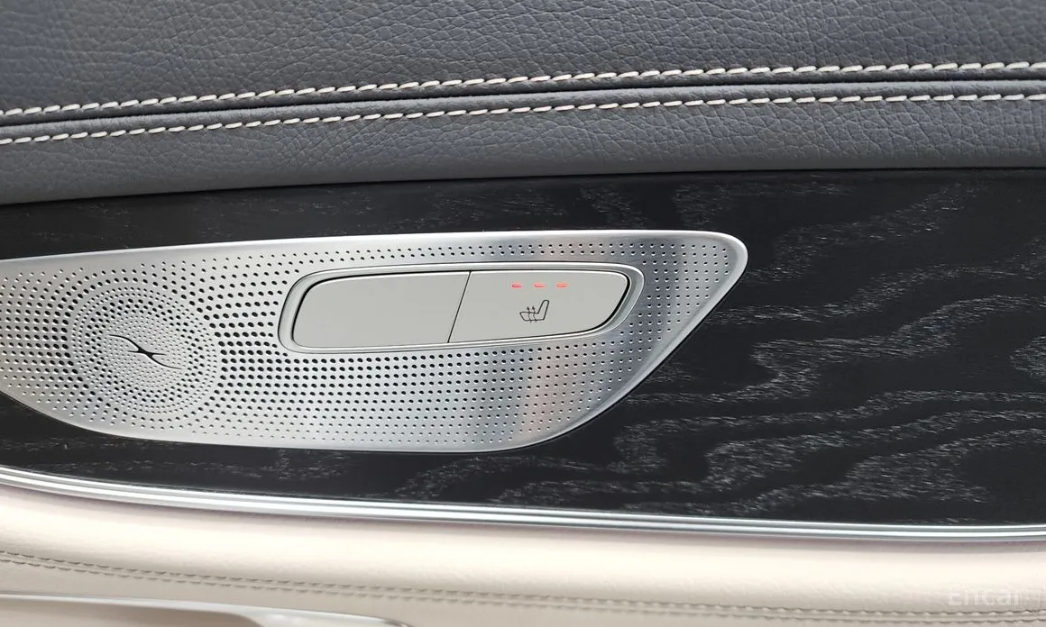 Фото 19 - Mercedes-Benz CLS-Class