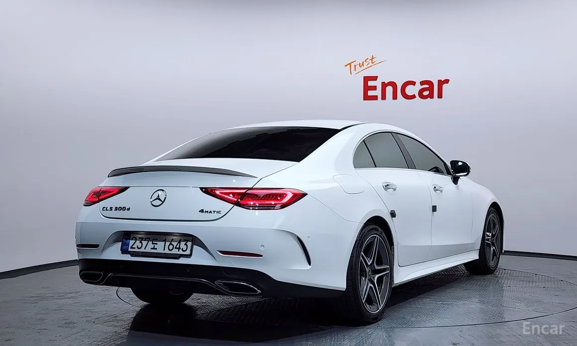 Фото 2 - Mercedes-Benz CLS-Class