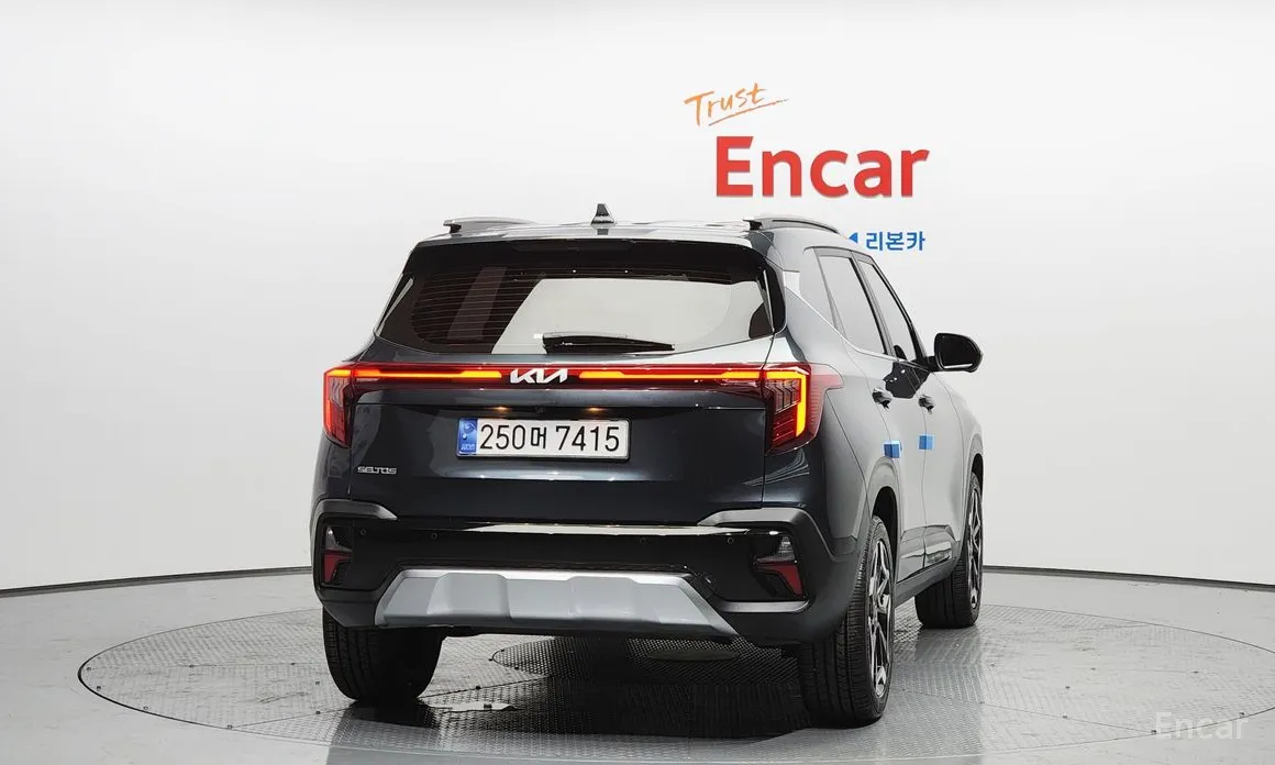 Фото 4 - Kia Seltos