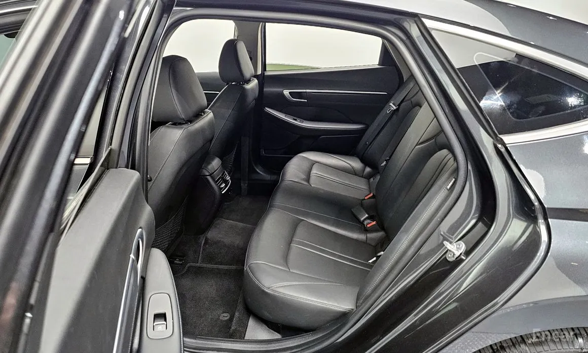 Hyundai Sonata 2023 2.0 LPG(Rent)