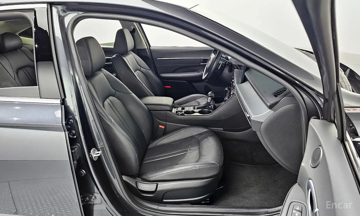 Hyundai Sonata 2023 2.0 LPG(Rent)