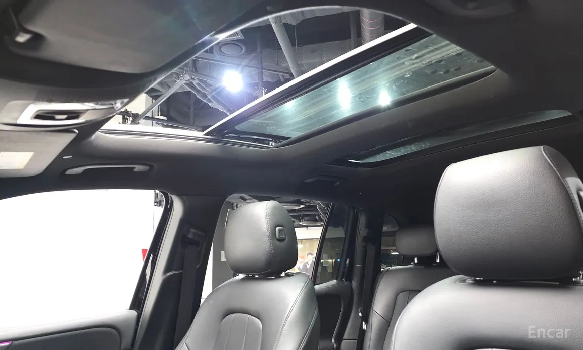 Фото 19 - Mercedes-Benz GLB-Class