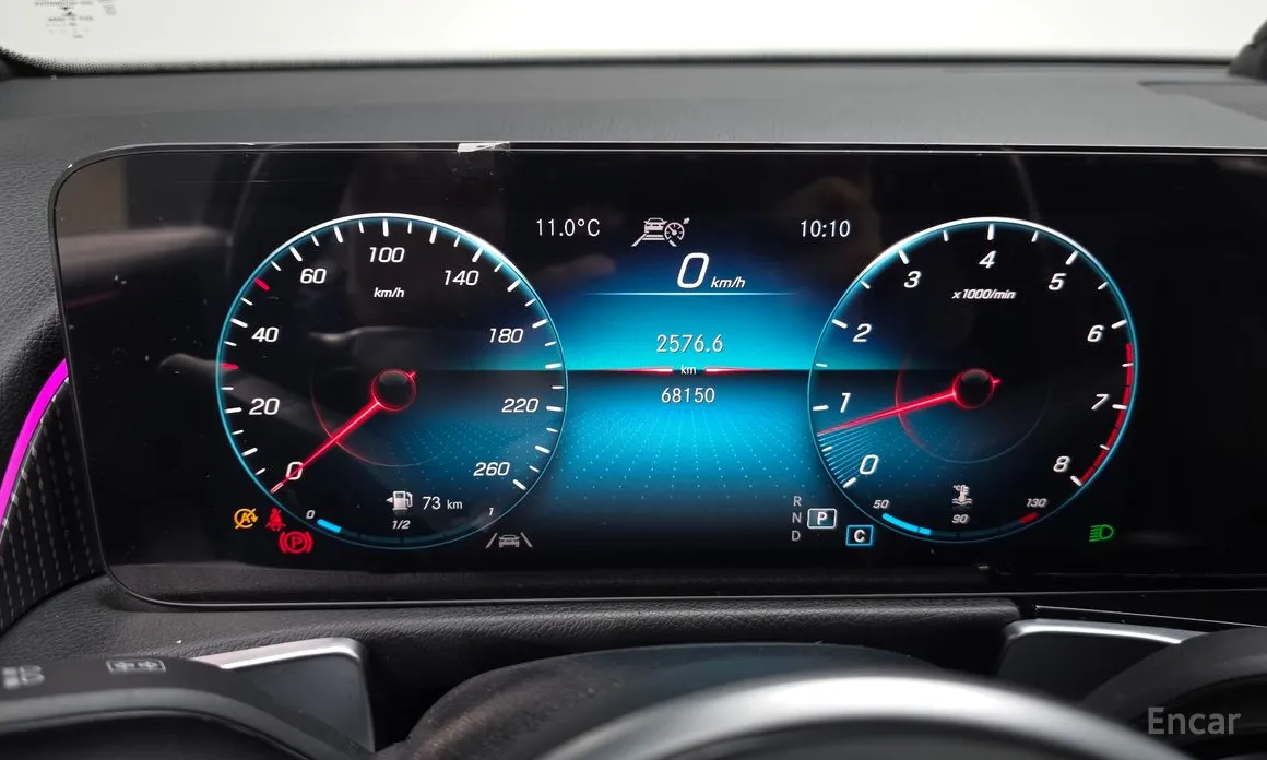 Фото 8 - Mercedes-Benz GLB-Class