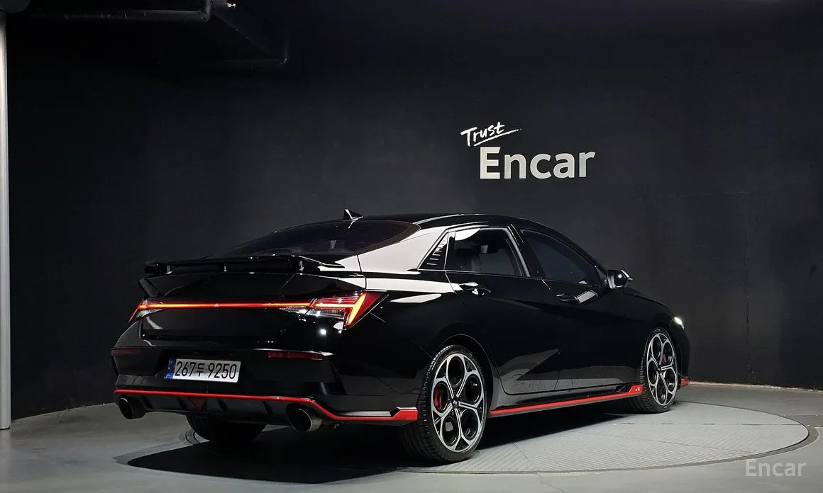 Фото 2 - Hyundai Avante