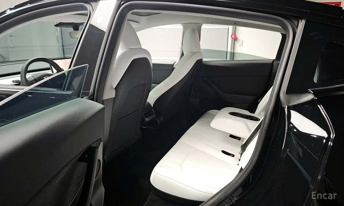 Фото 11 - Tesla Model Y