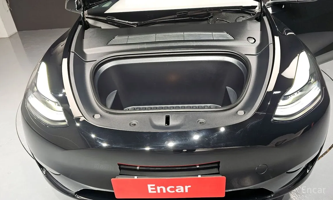 Фото 6 - Tesla Model Y