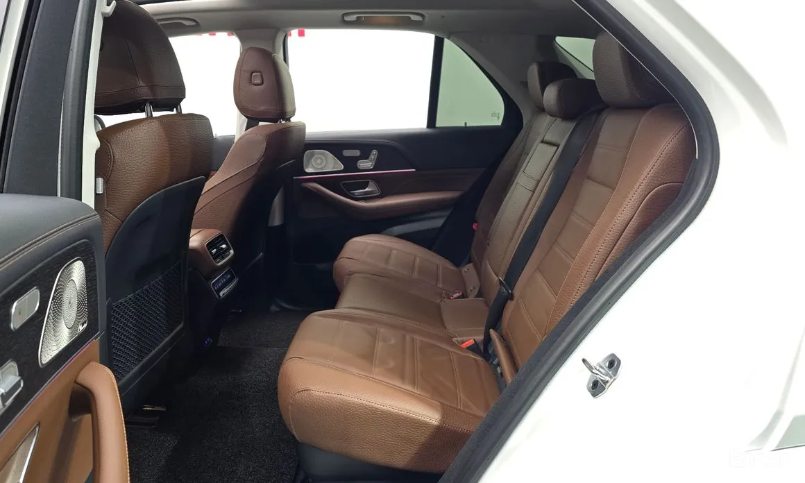 Фото 12 - Mercedes-Benz GLE-Class