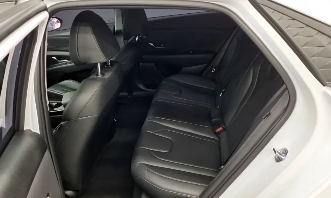 Фото 11 - Hyundai Avante