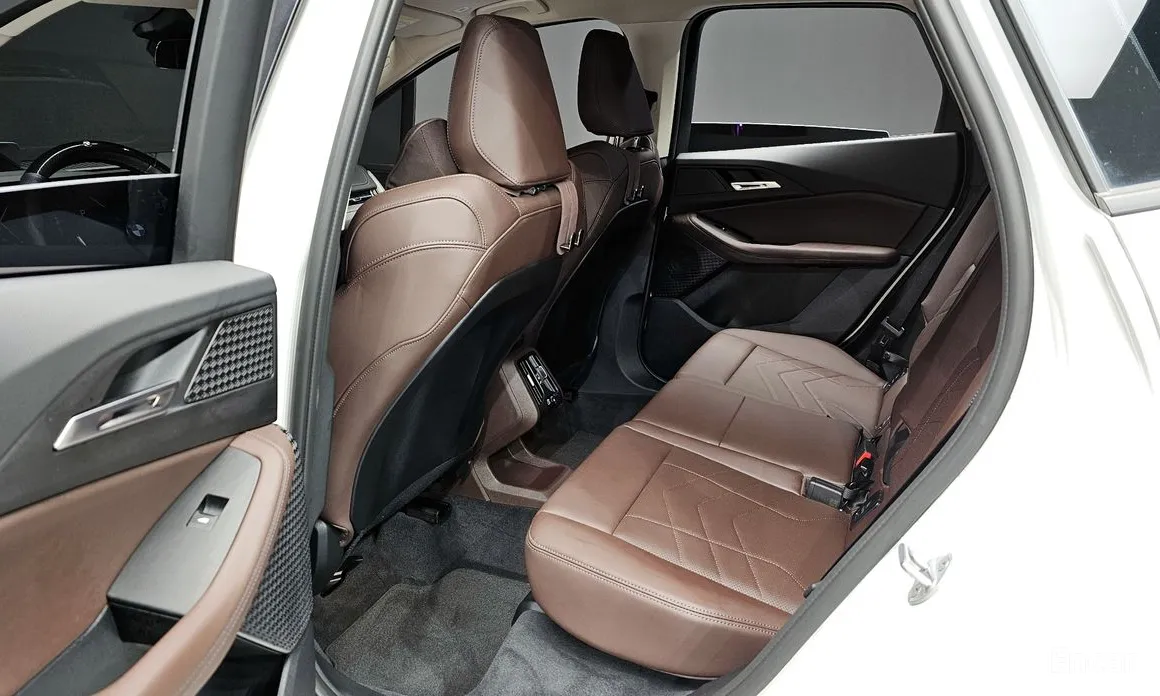 Фото 10 - BMW 2 Series