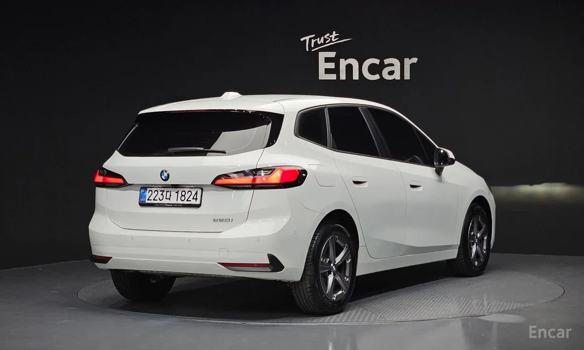 Фото 2 - BMW 2 Series