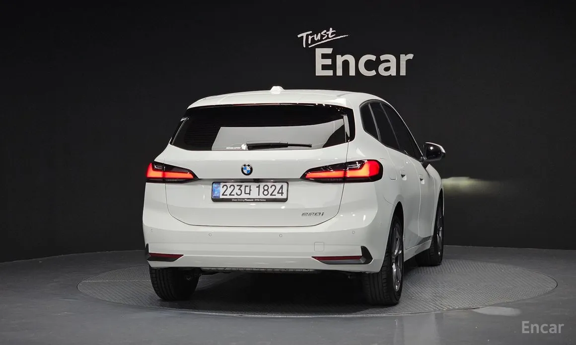 Фото 4 - BMW 2 Series