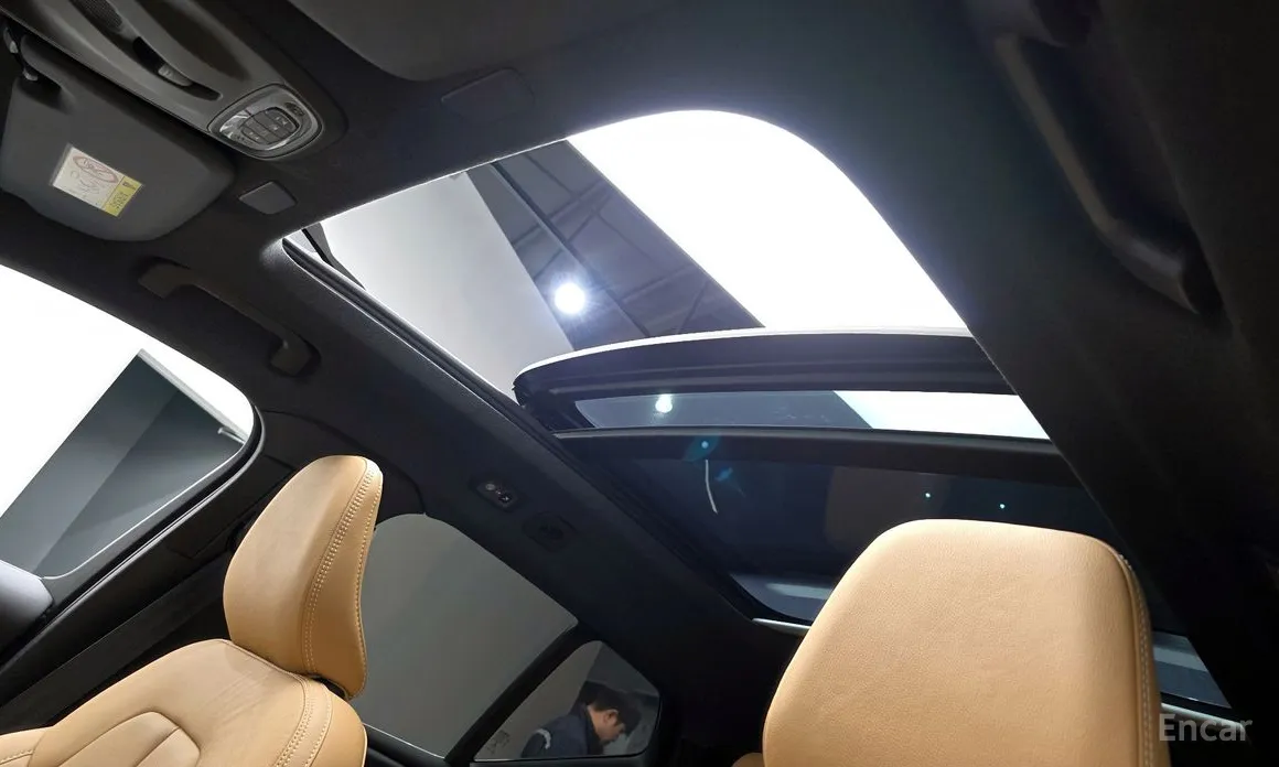 Фото 18 - Volvo XC40