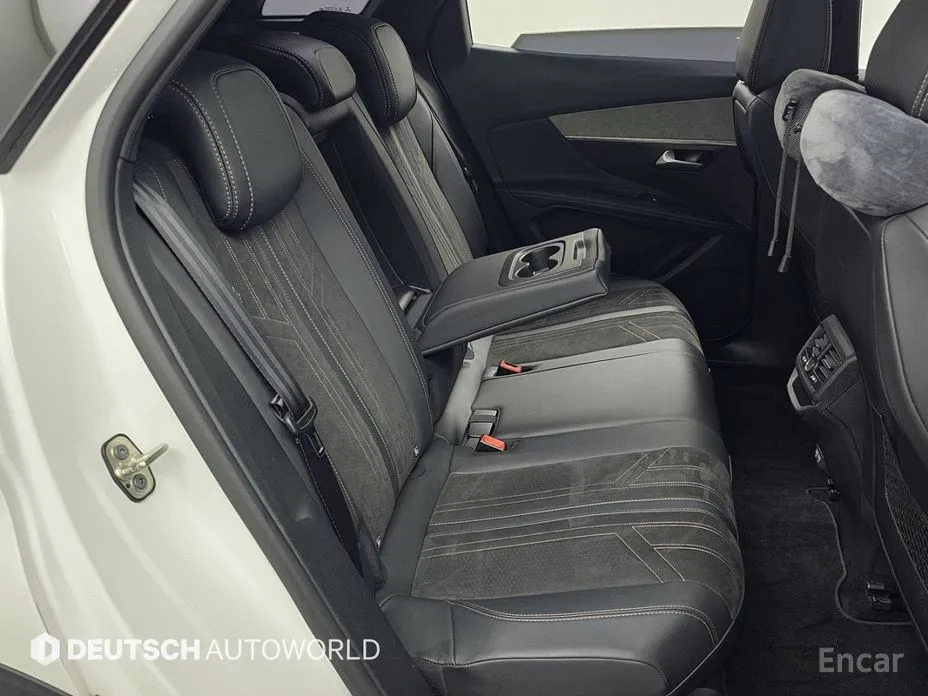 Фото 12 - Peugeot 3008