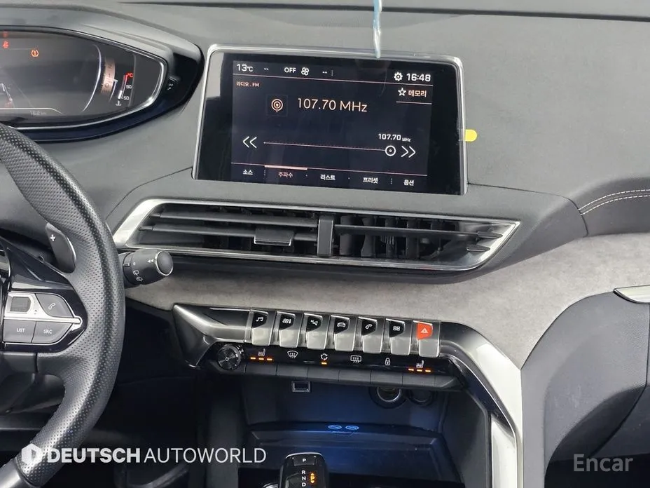 Фото 14 - Peugeot 3008