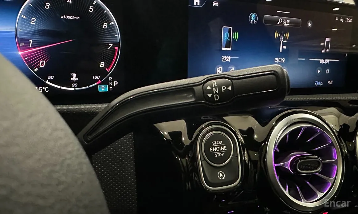 Фото 9 - Mercedes-Benz A-Class