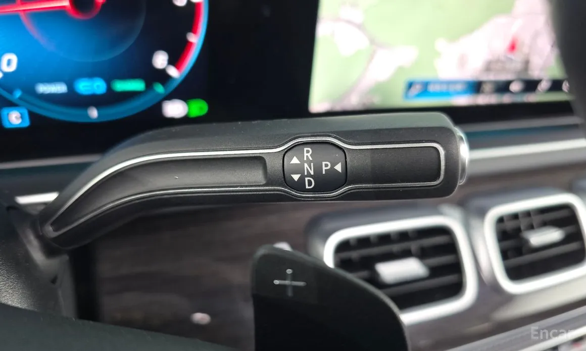 Фото 9 - Mercedes-Benz GLE-Class