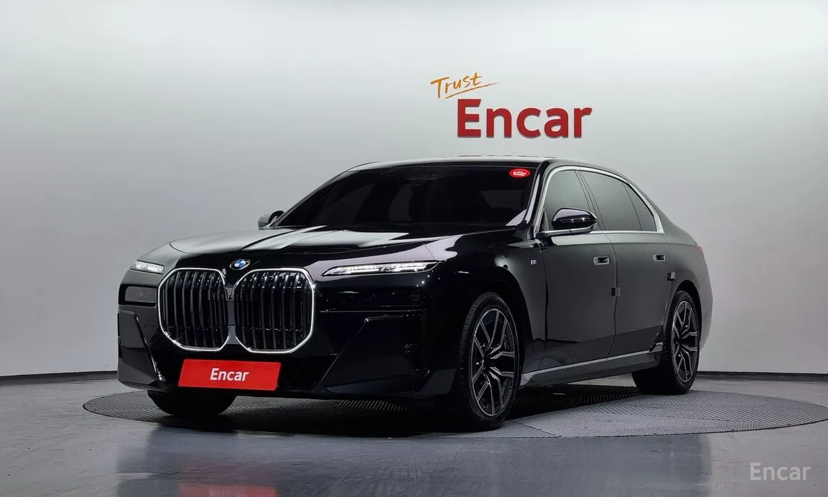 Фото 1 - BMW 7 Series