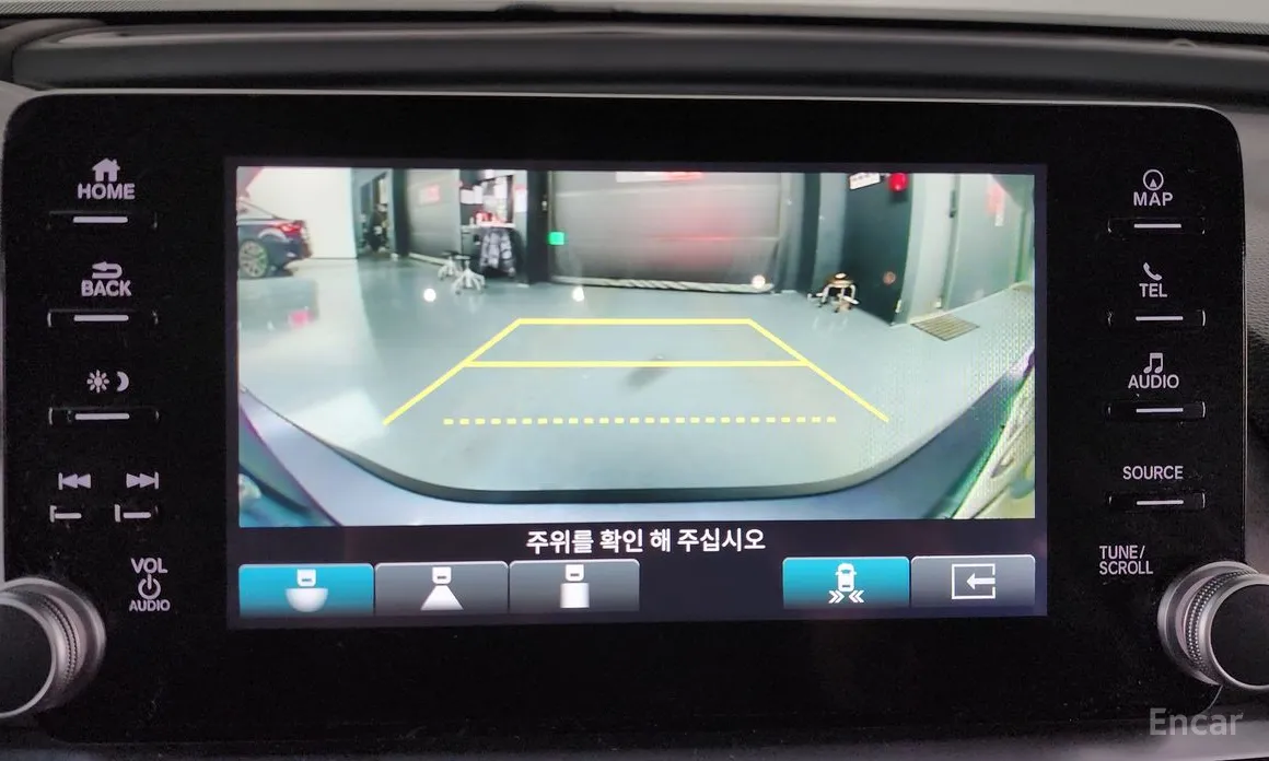 Фото 16 - Honda Accord