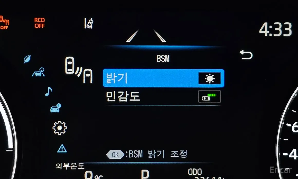 Фото 15 - Toyota Sienna