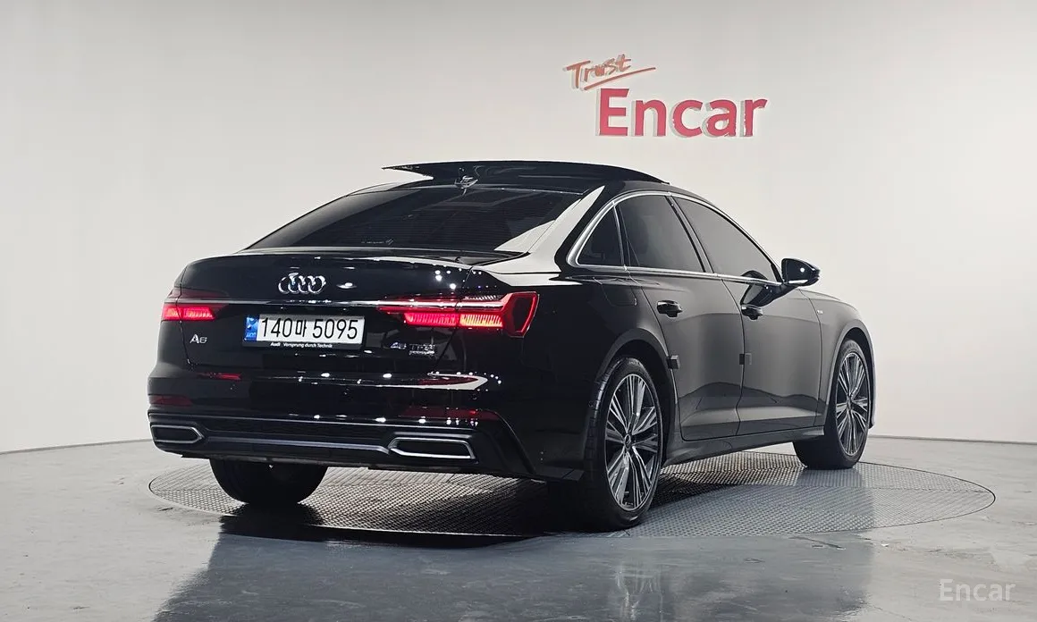 Фото 2 - Audi A6