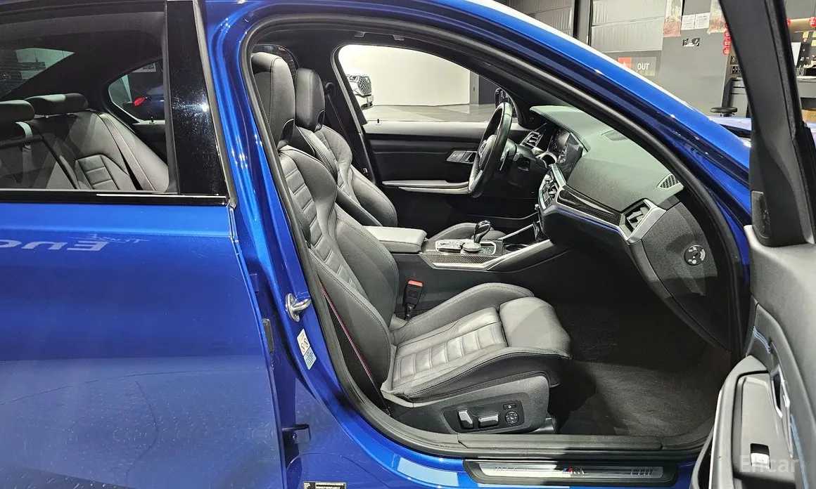 Photo 10 - BMW 3 Series