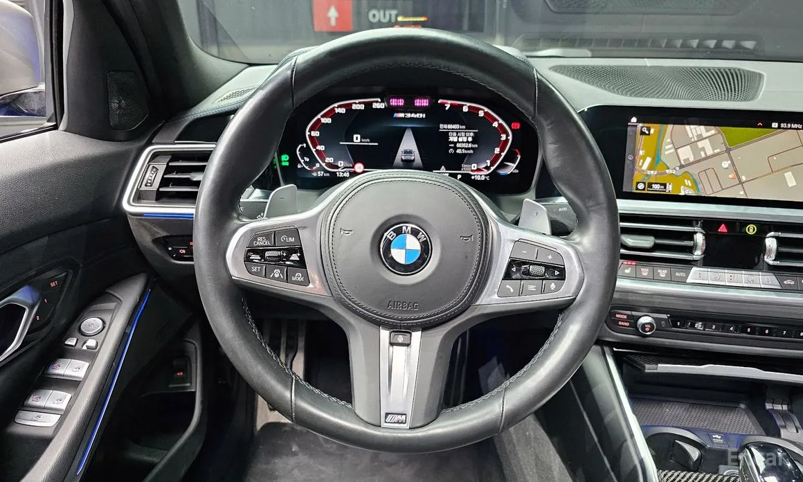 Photo 13 - BMW 3 Series