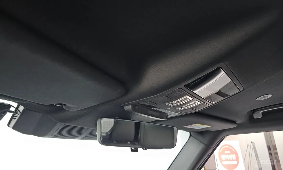 Фото 16 - Land Rover Defender